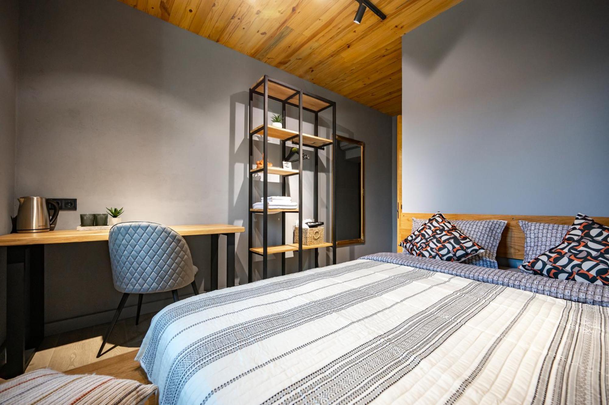 Apartment номер в гостьовому домі 